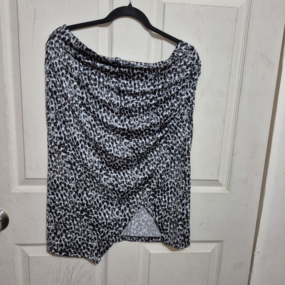 Courtenay Monochrome Animal Print Skirt